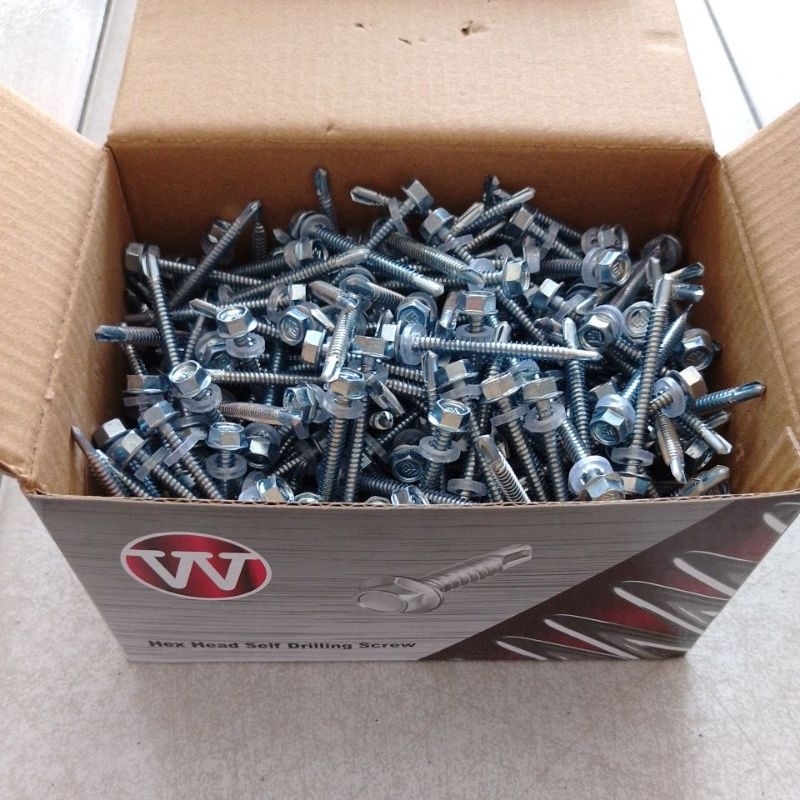 Baut Drilling merek W ukuran 12x50. panjang 5cm. isi 350pc. baut spandek galvalum. Baut galvalum