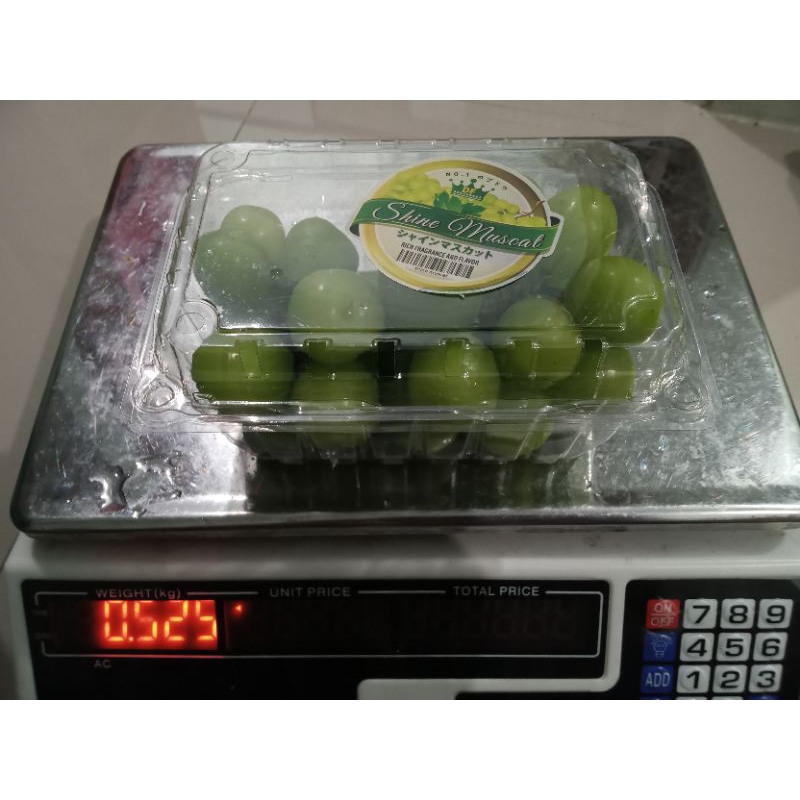 

anggur muscat 500gr