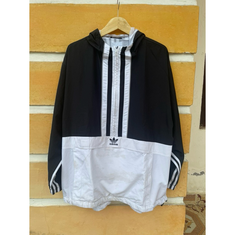 JAKET ADIDAS ANORAK BLACK & WHITE