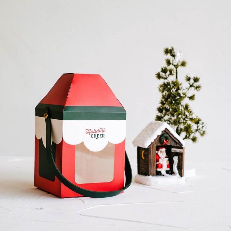 

(MIN 5 pcs) SANTA LANTERN BOX, kotak parsel natal santa dengan handle kulit