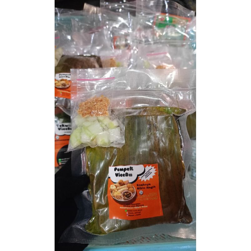 

Pempek Lenggang Panggang