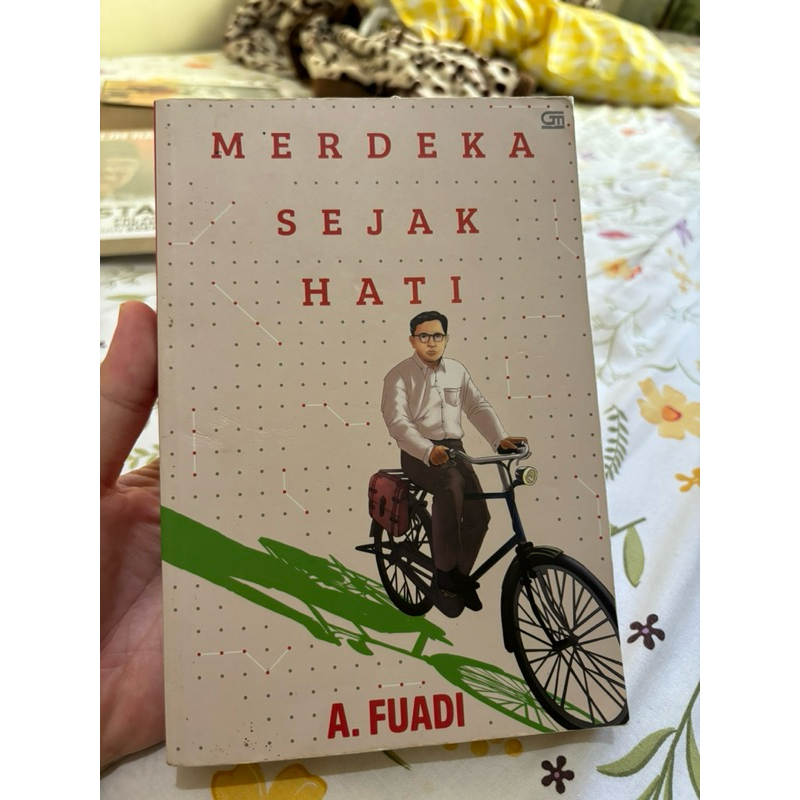 Preloved buku/novel Eka Kurniawan, Andrea Hirata dan masih banyak lagi