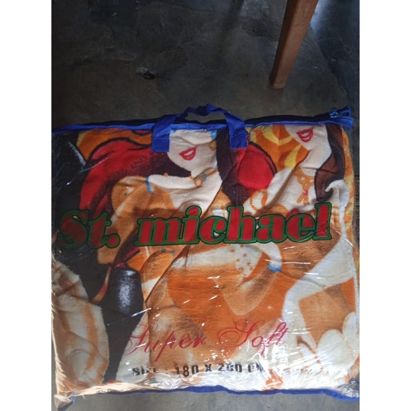 selimut ST. MICHAEL ukuran 1880x200 tebal dan lembut