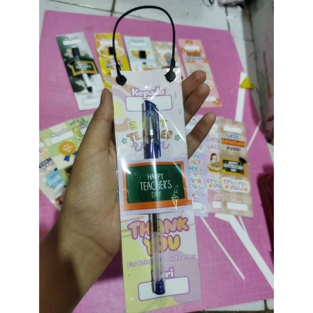 

Kartu Ucapan Selamat Hari Guru Pensleeve Gift Untuk Happy Teacher's Day