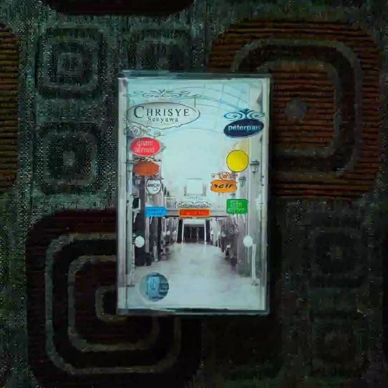 Kaset pita CHRISYE-SENYAWA