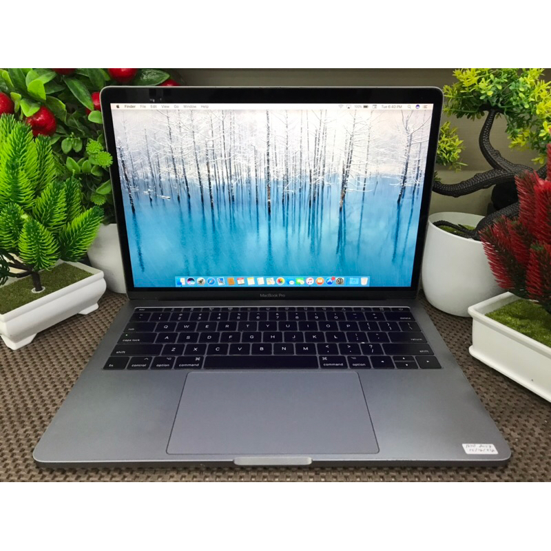 Macbook Pro 2017 CTO Core i5 || Ram 16 gb || Ssd 512 gb