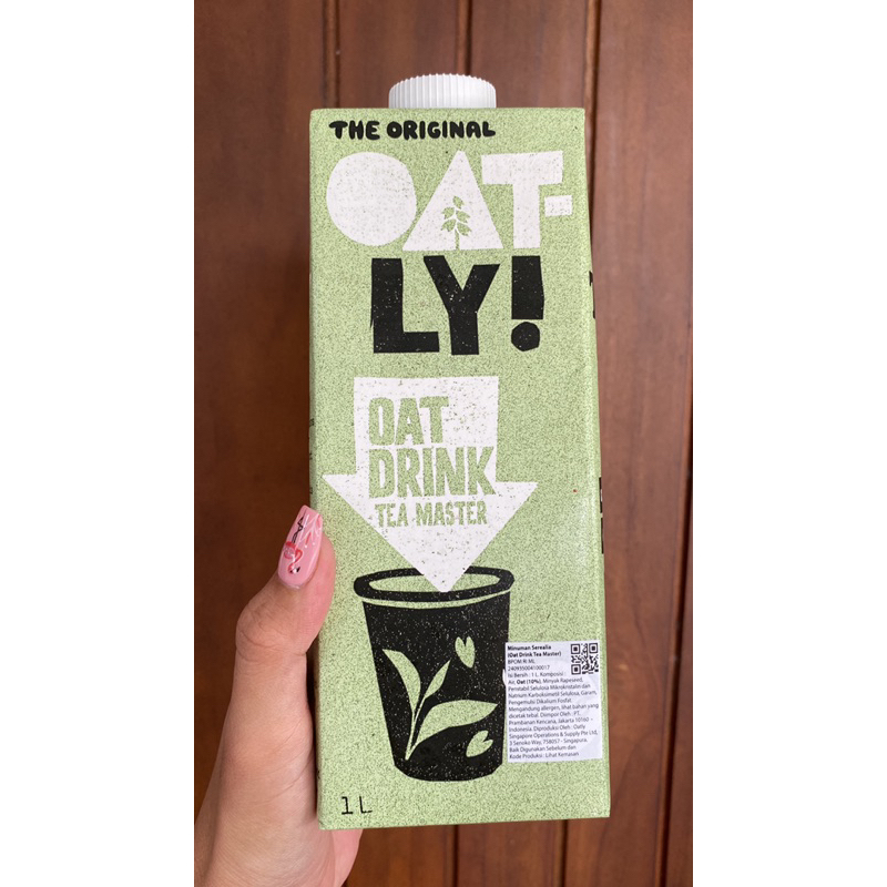 

OAT MILK OAT LY