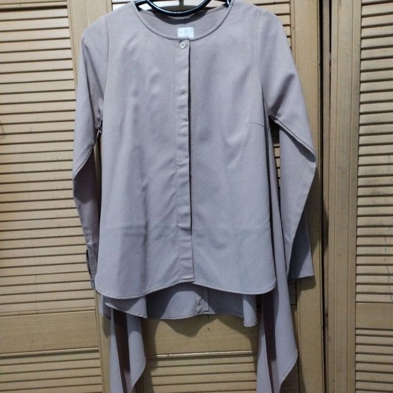 preloved nrh x nabilia blouse atasan