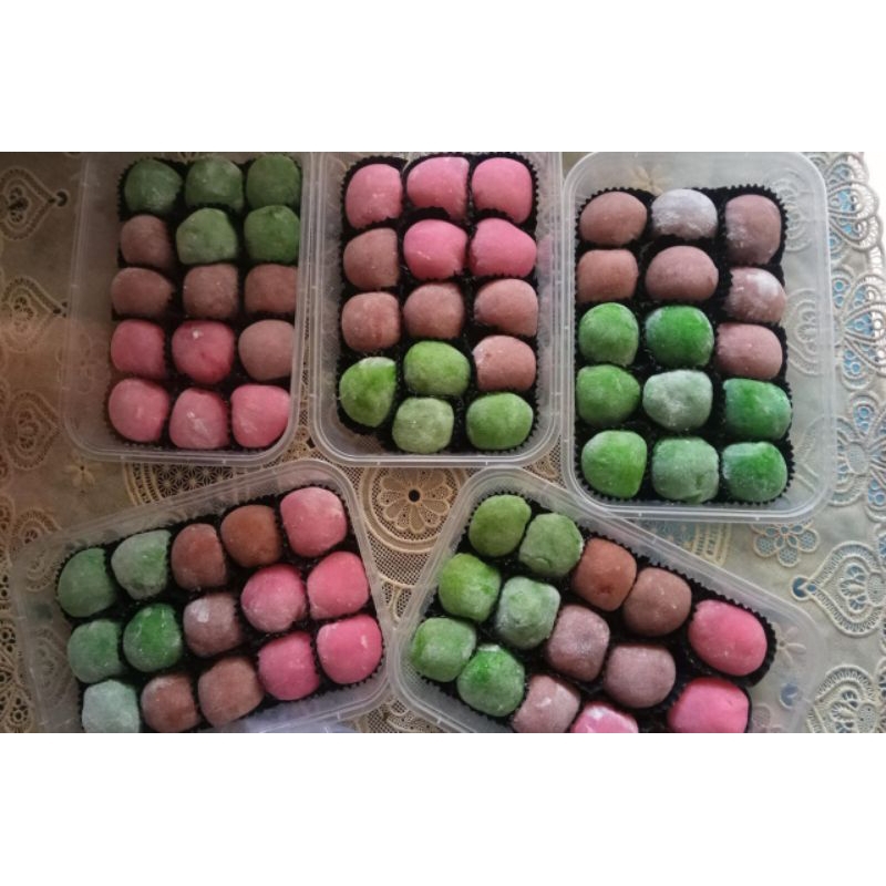 

MochiMoy