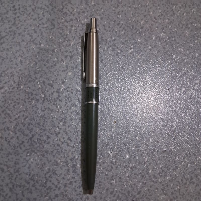 Ballpoint Parker Jotter ada kalendernya asli tahun 79