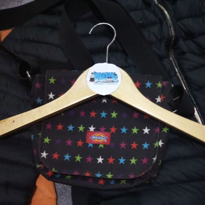 tas selempang dickies bintang
