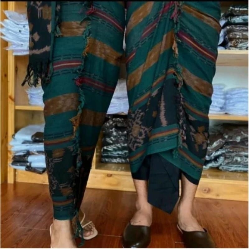 Murah//Saput Bali Pria Terbaru//Kamen Selendang Terbaru//Saput+Udeng+Kamen+Selendang