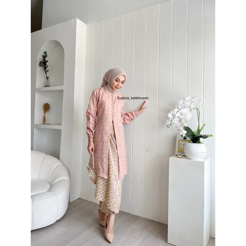 BATIK KEBAYA SYAKIRA DOBBY