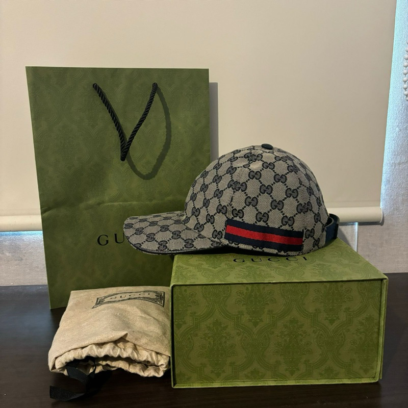 gucci gg supreme cap authenthic 100%