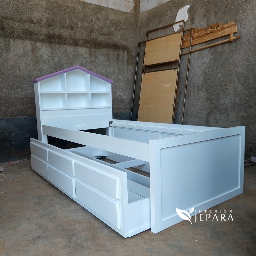 Dipan Anak Double Bed Canadian