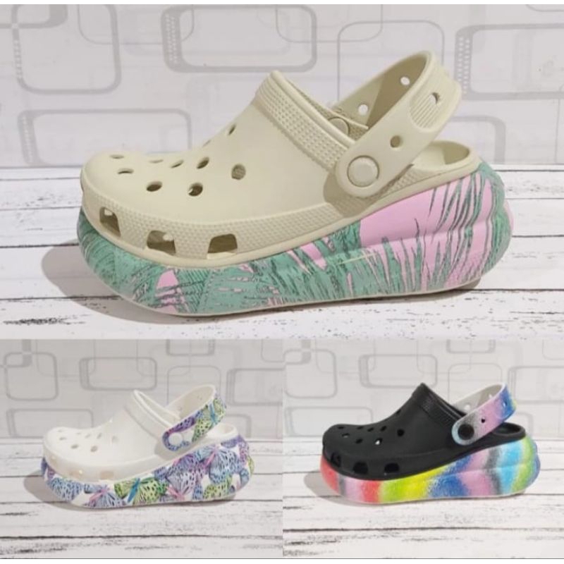 CROCS CRUCS CLOG MOTIF/SEPATU SANDAL WANITA