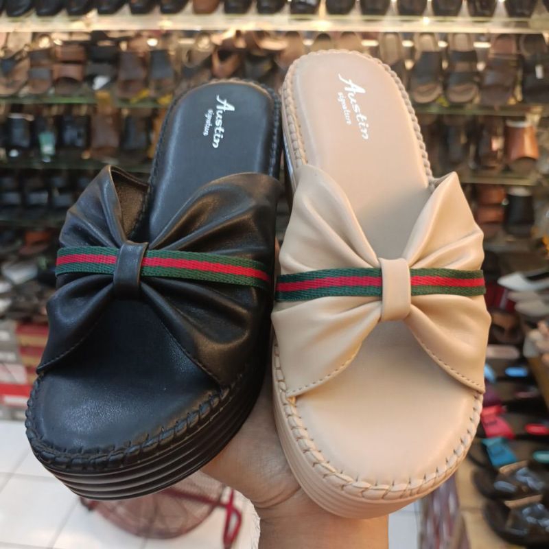 Sendal Wedges Austin 974