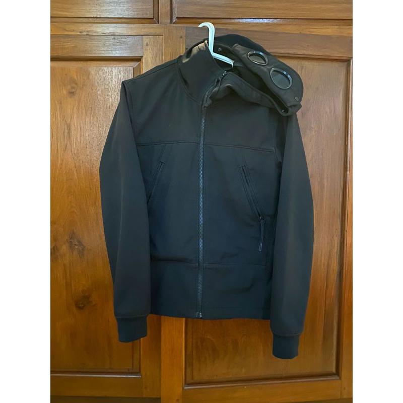 cp company softshell