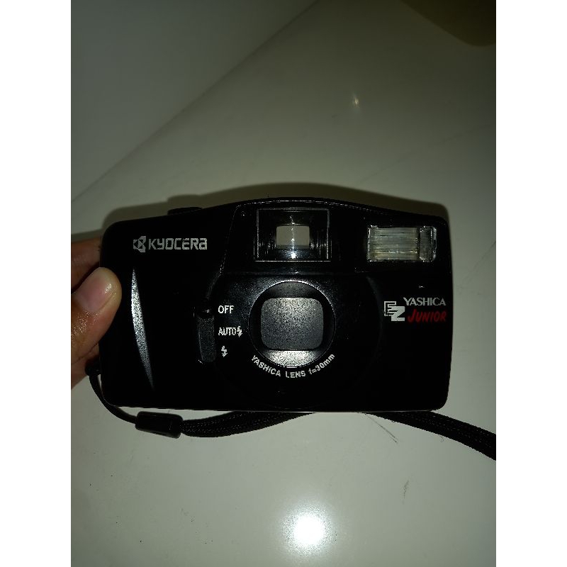 KAMERA ANALOG YASHICA EZ JUNIOR