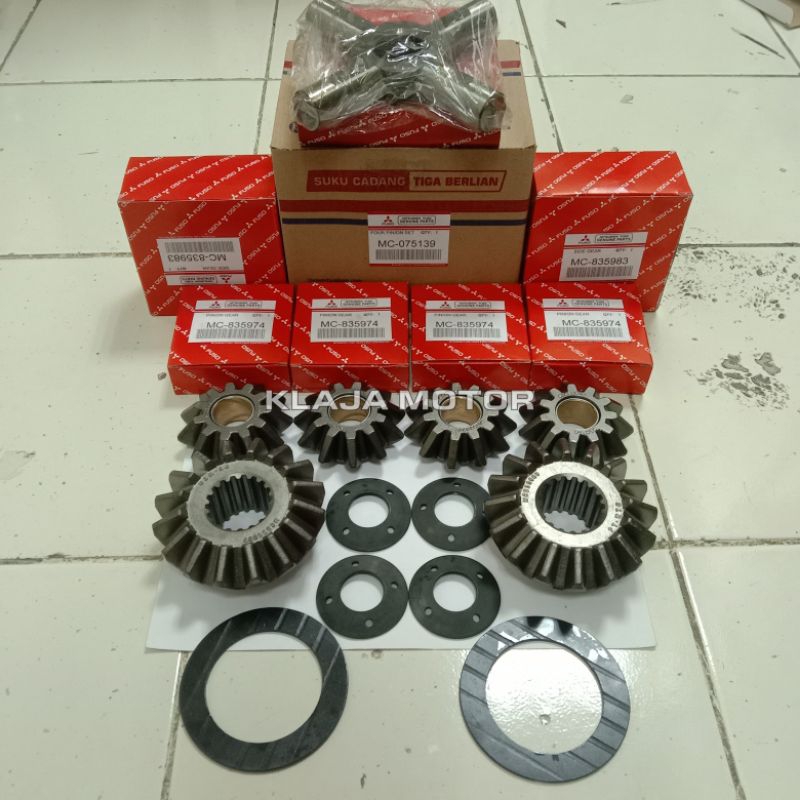 Four Pinion Set Gigi Bolu Gardan Set komplit Mitsubishi Ps125 Turbo Canter Ps135 FE74 Ori