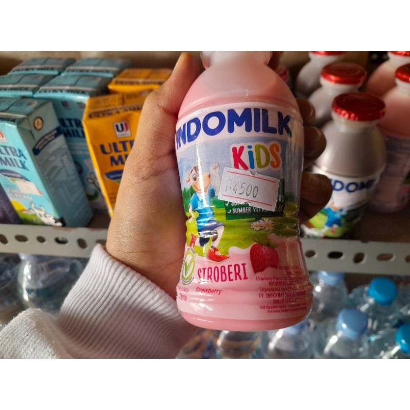 

INDOMILK KIDS 2 varian rasa coklat/ strowberry/botol