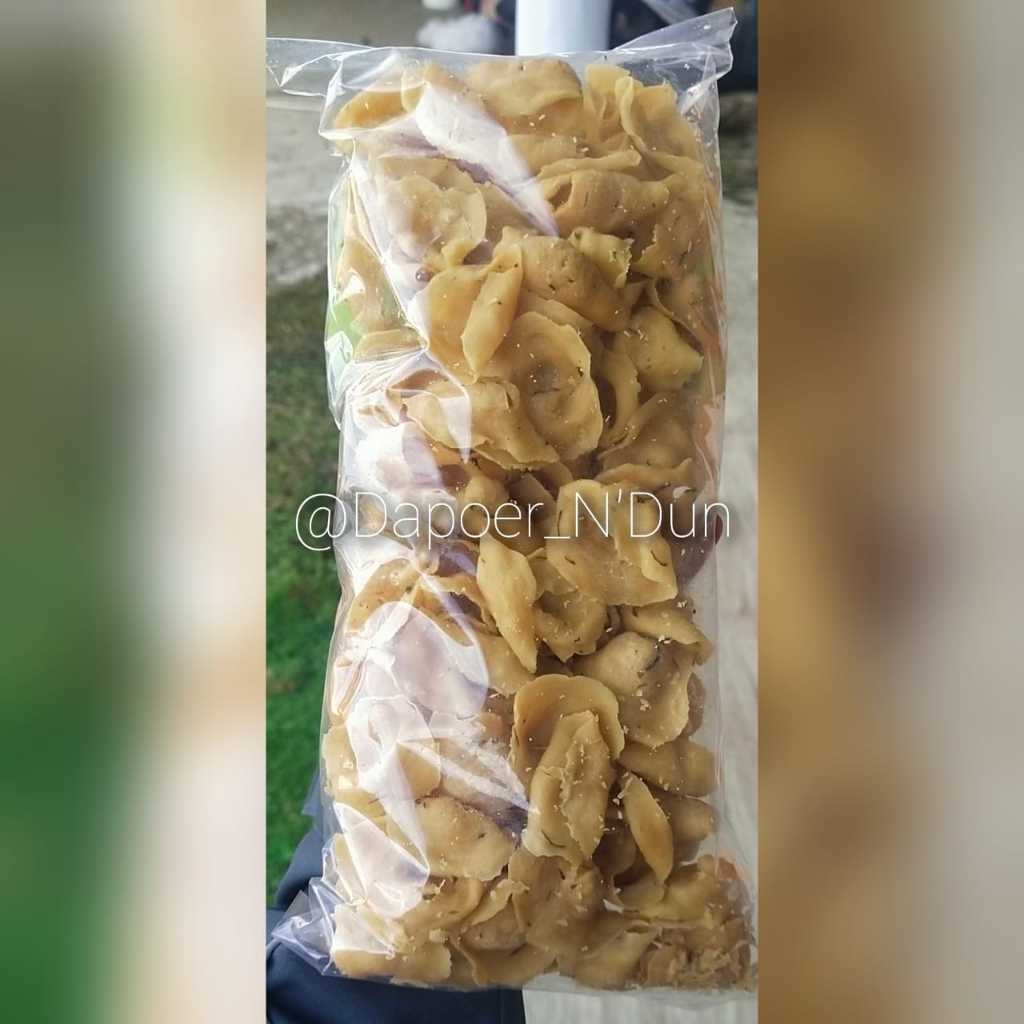 

Kripik Pangsit/Original/Pedas/daun bawang/Dapoer N'Dun