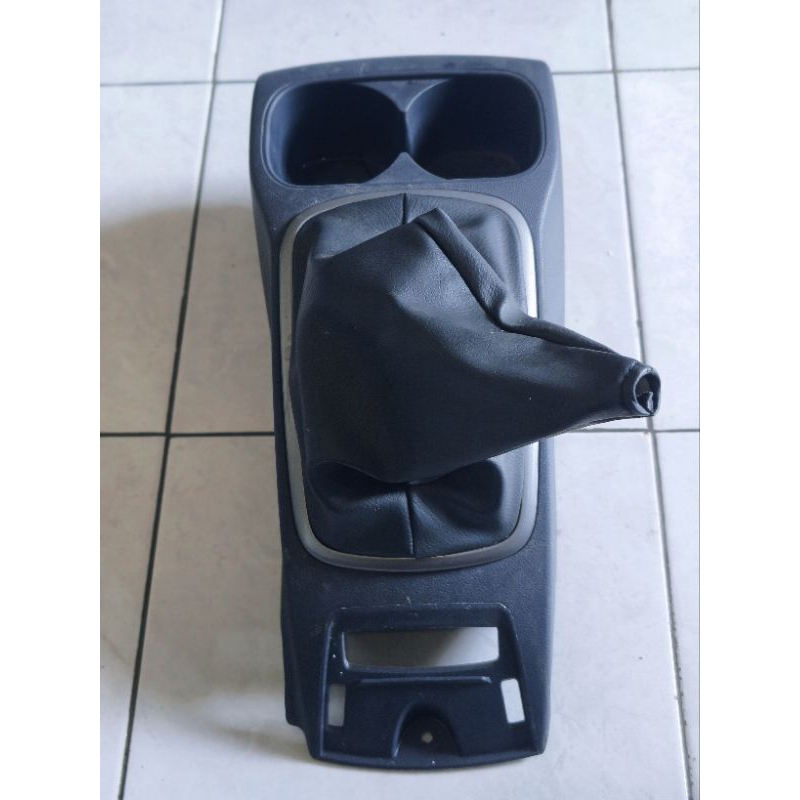 Console Box tranmisi Agya Ayla