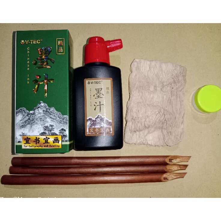 

Pabrik Paket Lengkap Alat Kaligrafi Handam Liqoh Mihbar Tinta V Tec