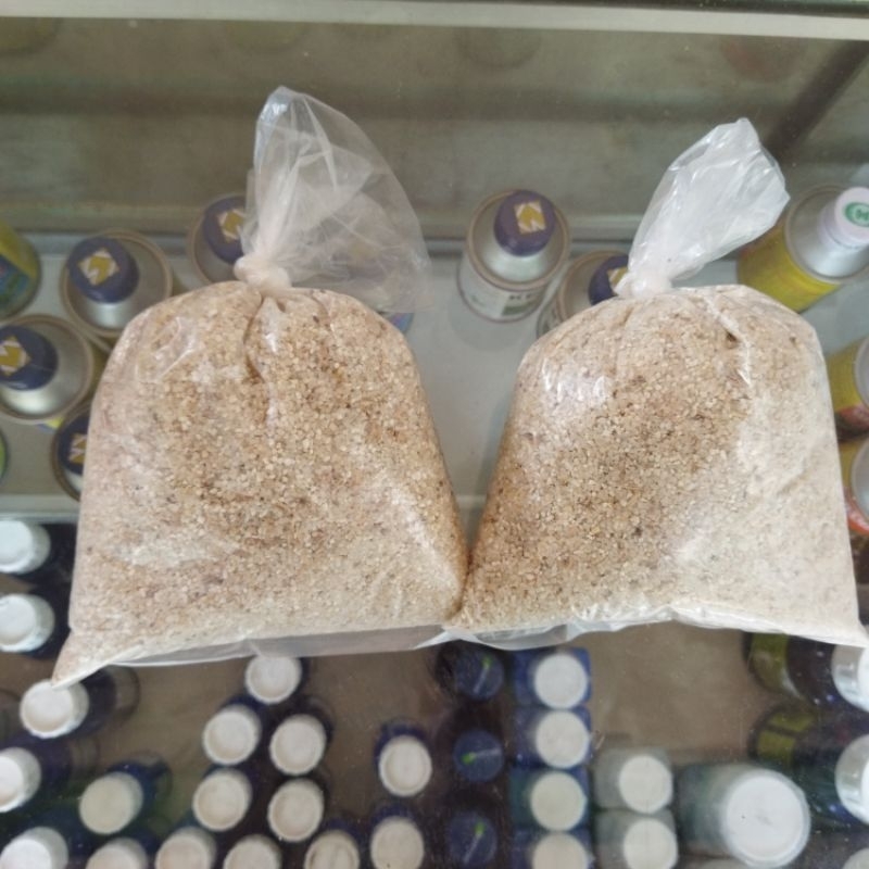 Beras Menir 500 gram untuk pakan ayam dan ternak