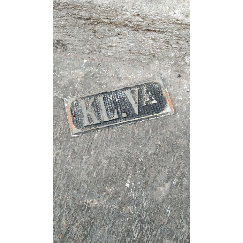 plakat aluminium jadul lawas vintage ruang kelas