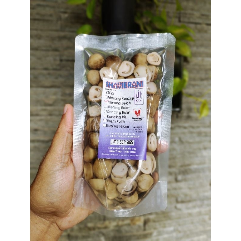 

jamur merang belah 250gr shavierani dejamuran