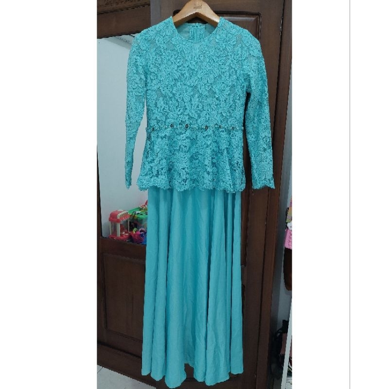 Preloved dress gaun pesta flare payet brukat tile kebaya party nikah lamaran kondangan nikah prom pr