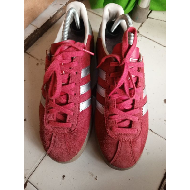 Munchen Merah Second