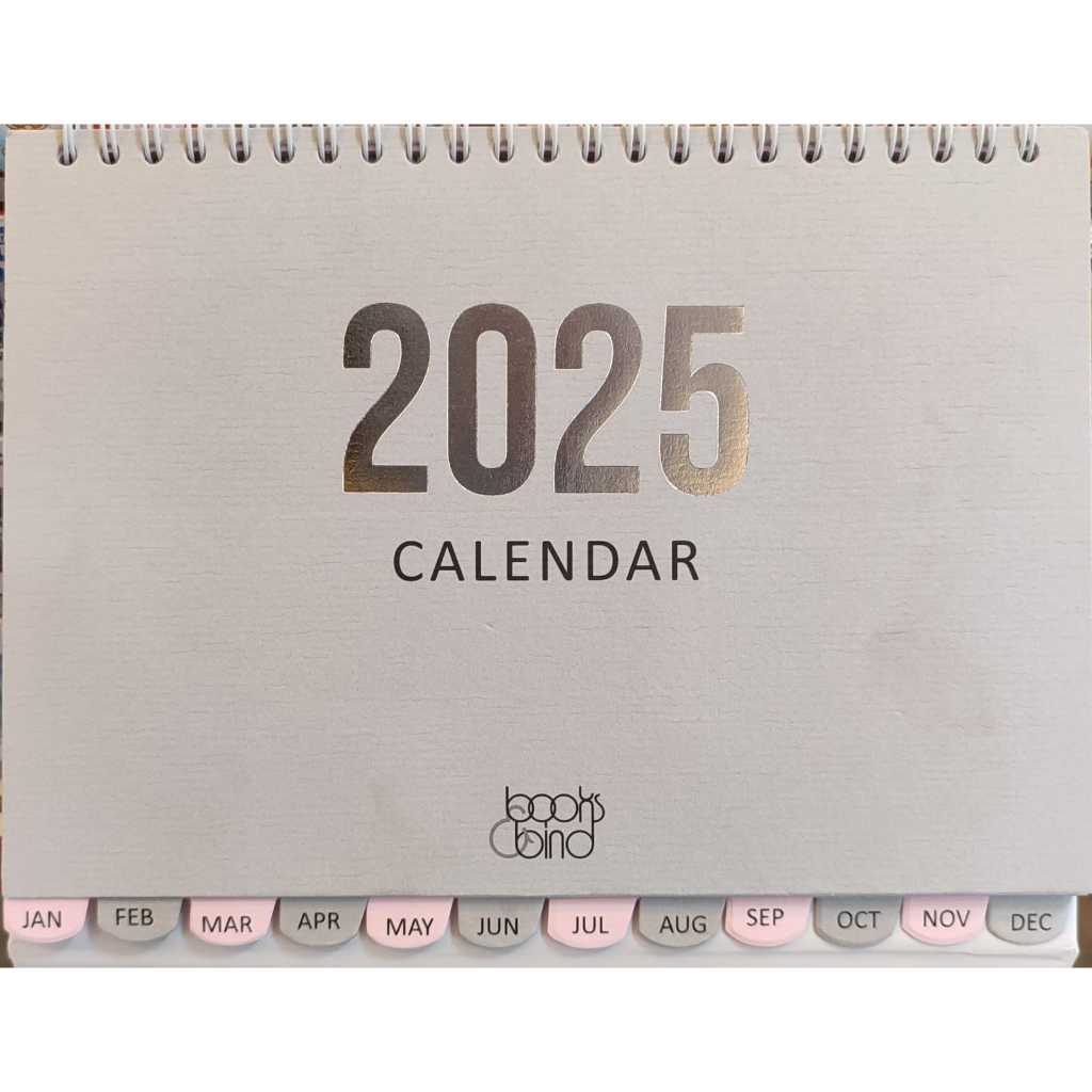 

Gramedia Medan - Books&Bind Desk Calender Grey Pink