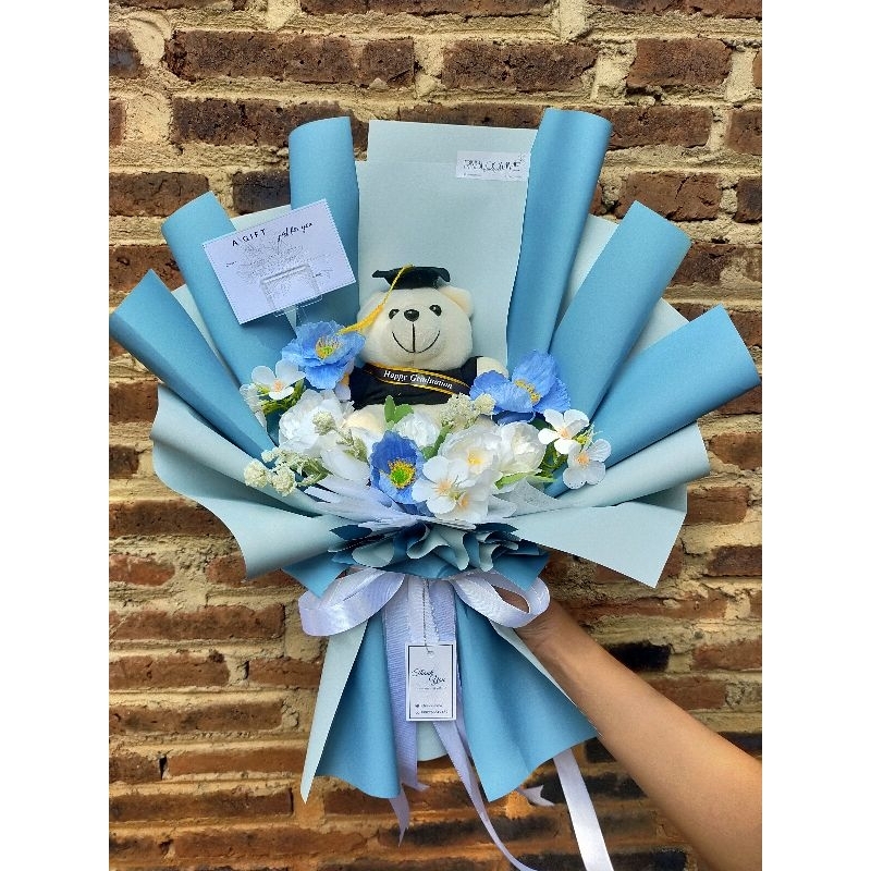 

buket wisuda free kartu ucapan bisa ditulis sendiri by RNBloomme