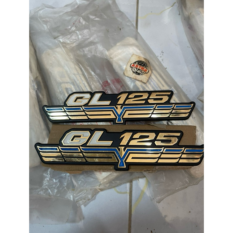 emblem box aki gl100/125 garuda logo tepong honda gl100/125 garuda original baru