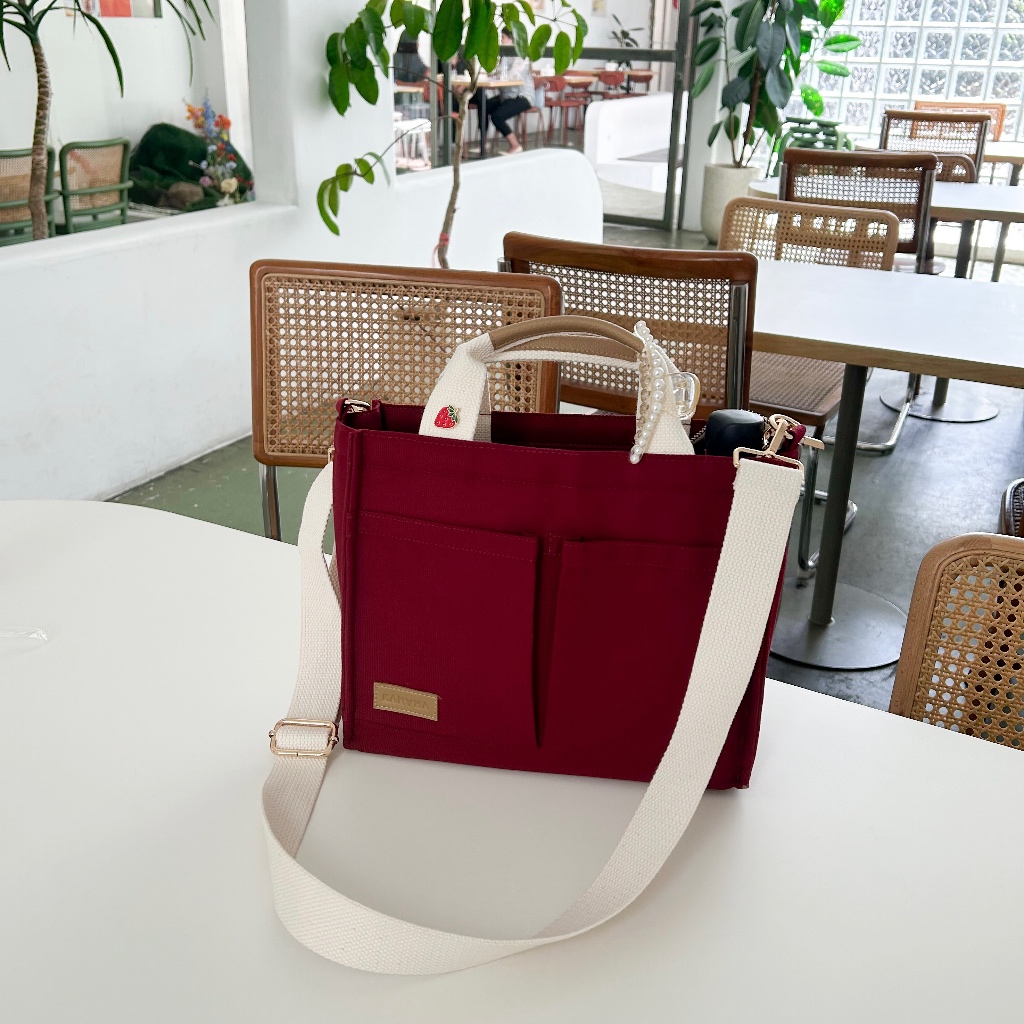 (WARNA BARU) DEEP RED TAS KANVAS LOKAL PREMIUM KULIAH SELEMPANG MERAH TUA MERAH MARUN DARK RED