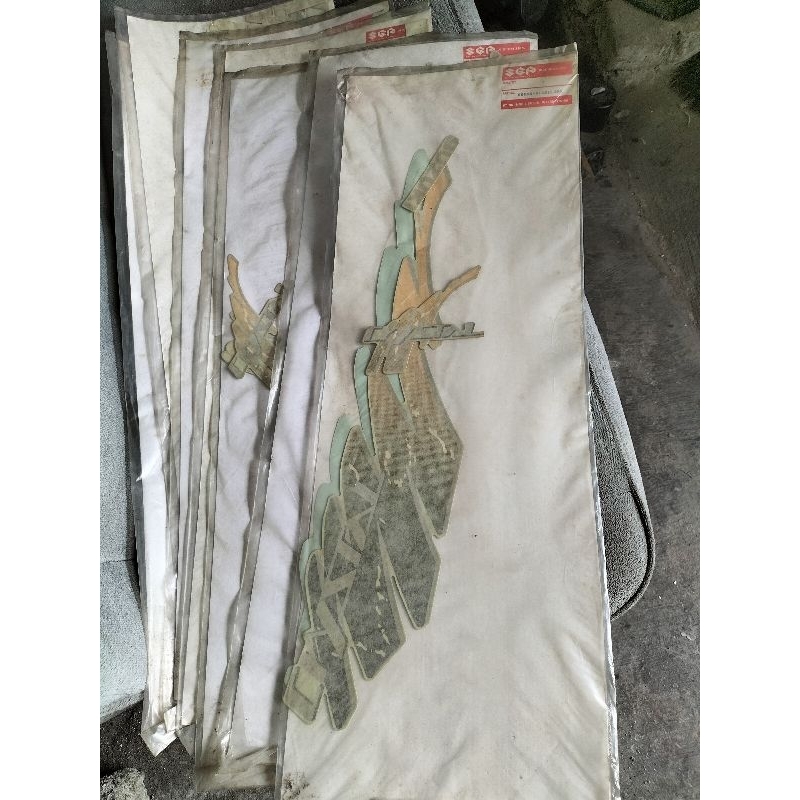 STIKER BODY STRIPING SUZUKI CRYSTAL ORIGINAL