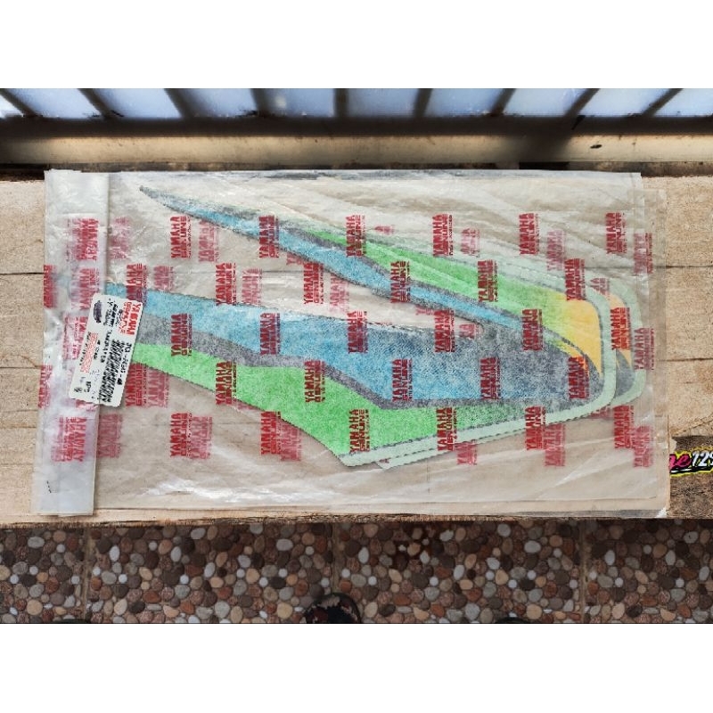 Striping Sticker Tanki Kanan Hijau Th 1999-2000 Original Yamaha RX KING MASTER