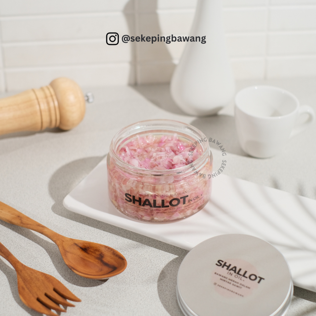 

Shallot in Oil - Bawang Merah Cincang / iris dalam Minyak merk Sekeping Bawang