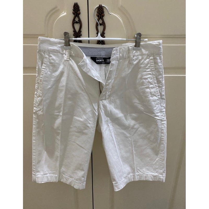 Celana Pendek Putih Pria Giordano Size 30