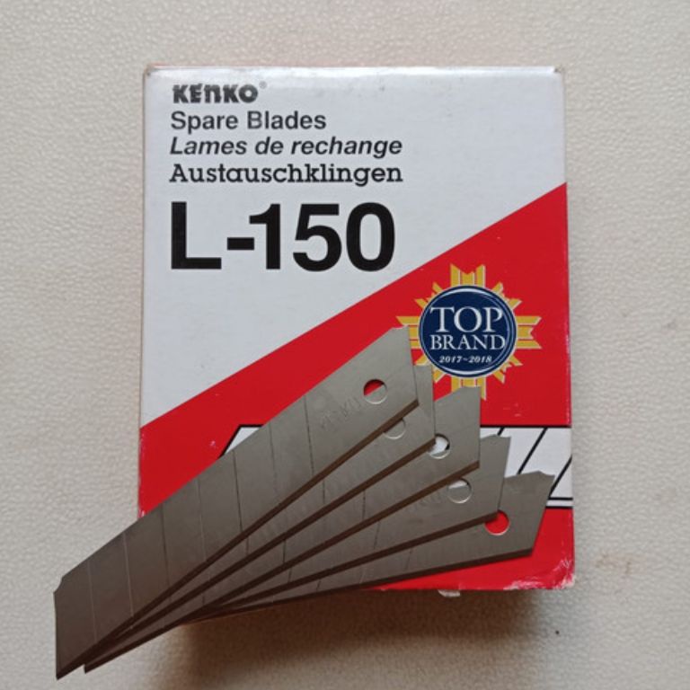 

KODE K44B ISI PISAU CUTTER KENKO L 15 harga perpack isi 12 tube