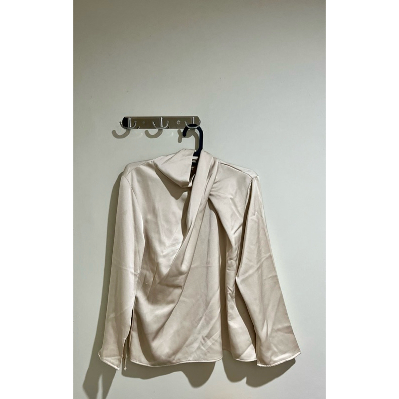 Preloved H&M Draped Blouse Satin