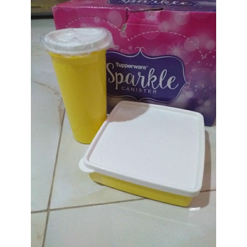 Tupperware Set Bekal Anak Sekolah Motif Polos