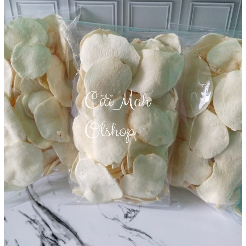 

Keripik kentang Putih Matang 150gram / makanan viral Garut, enak gurih, dan nikmat/Cemilan lezat nikmat