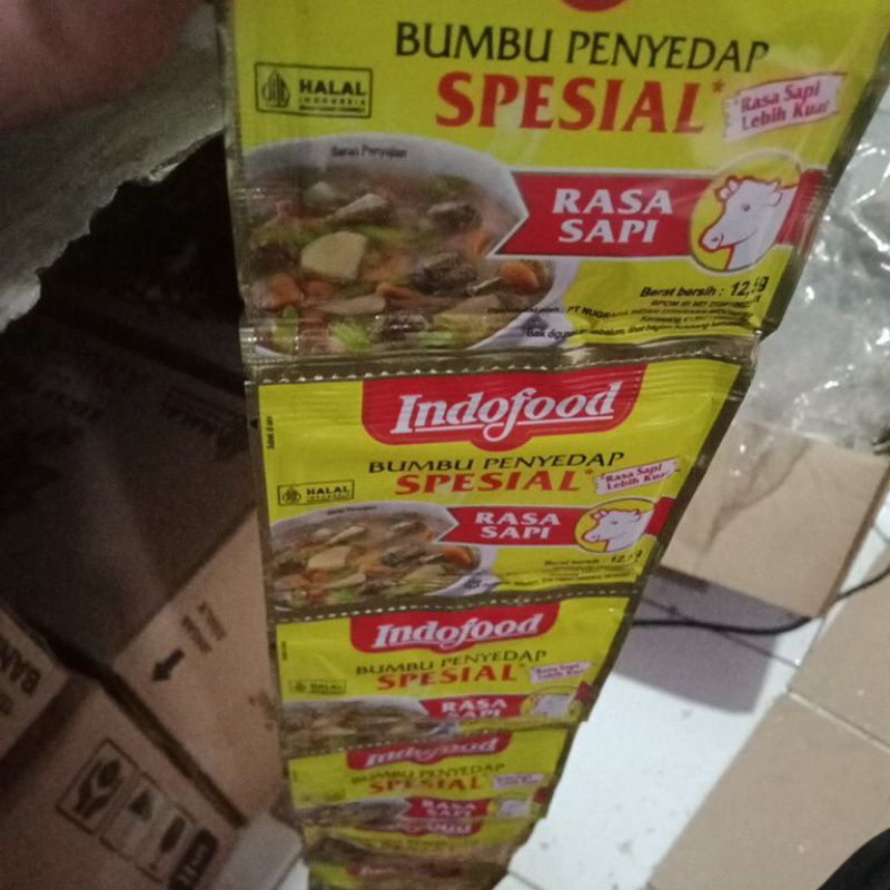 

Indofood,bumbu.penyedap.rasa.sapi.1renceng.12pcs