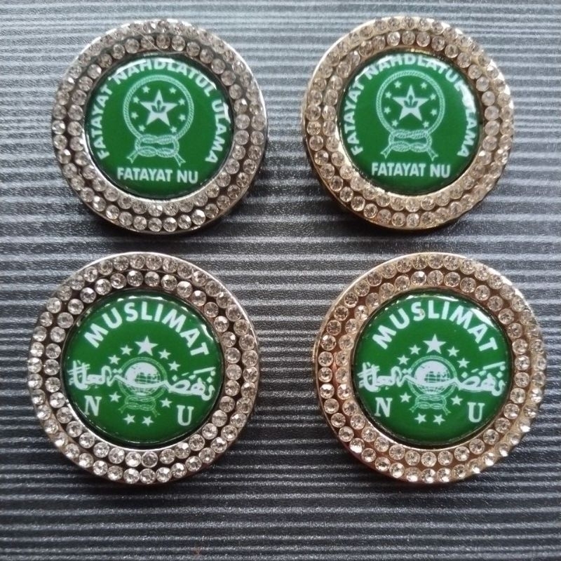 Bros permata bulat Muslimat dan Fatayat NU