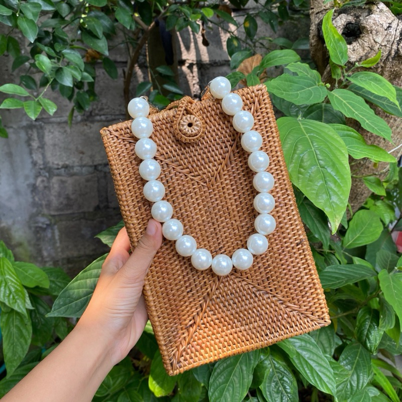 TAS ATE | TAS ROTAN BALI | TAS JINJING | TAS PESTA | TAS WANITA | TAS UNIK