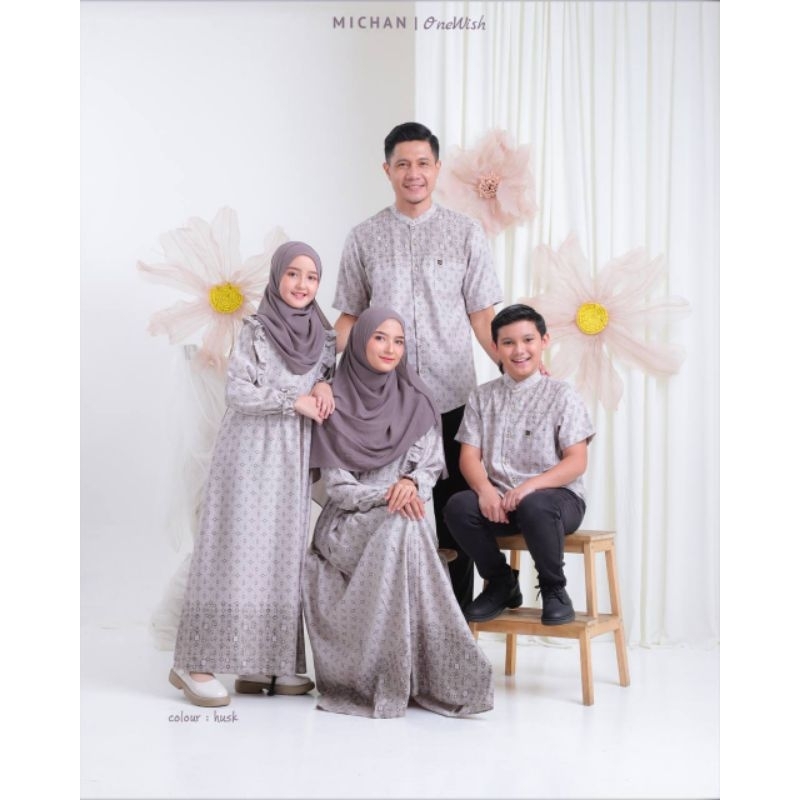 Baju seragam keluarga Baju lebaran keluarga sarimbit batik lebaran Baju muslim seragam keluarga sari