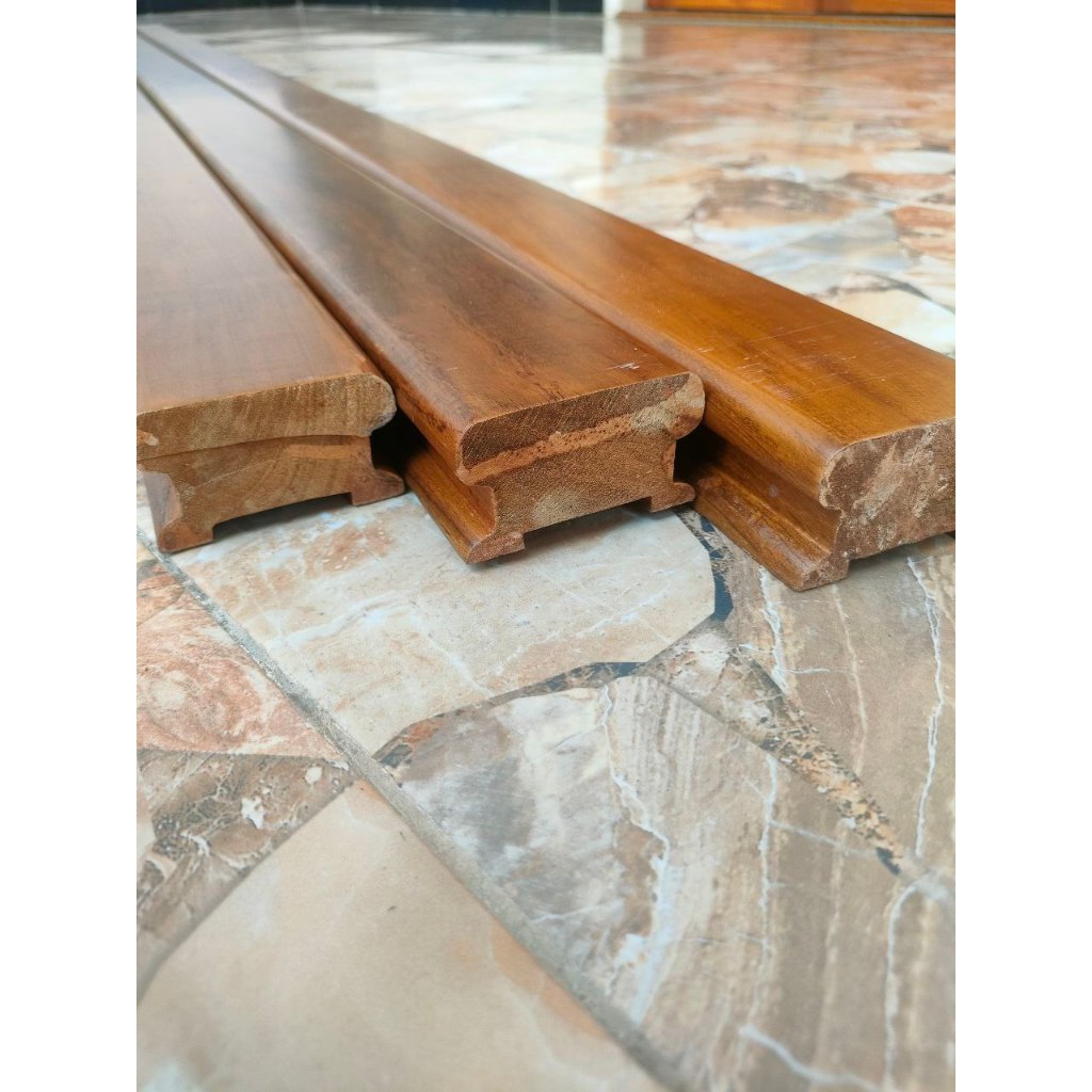 HAND RAILING/PEGANGAN TANGGA KAYU JATI KLASIK